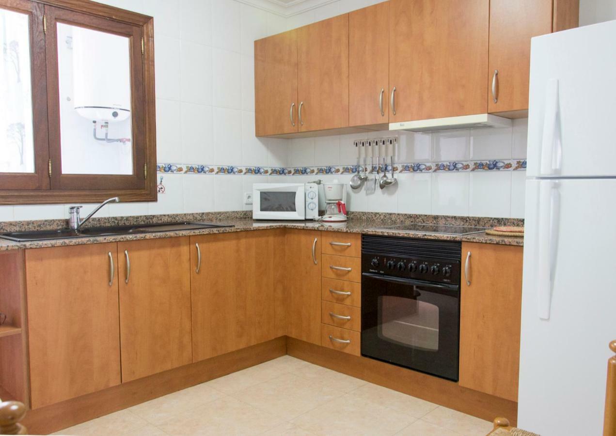 Apartamentos Vista Al Puerto Кала Фигуера Экстерьер фото